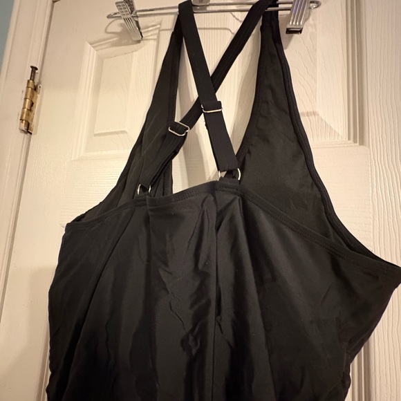 Elegant Black Women's Bikini Top - Picture 4 of 6